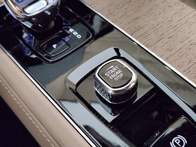New 2026 Volvo XC90 B6 Ultra w/ Lounge Package image 21
