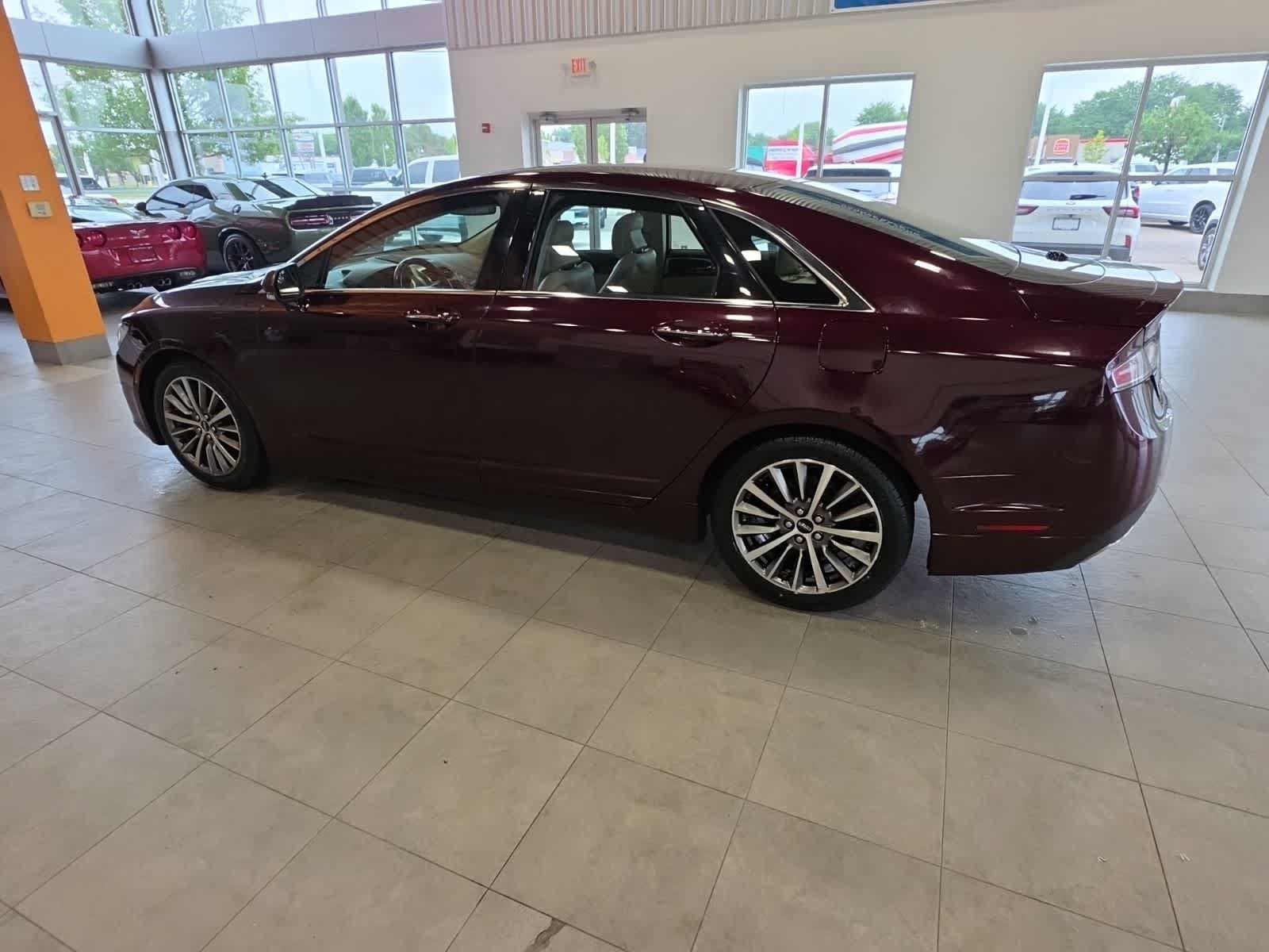 Used 2017 Lincoln MKZ Select w/ Climate Package FWD image 14