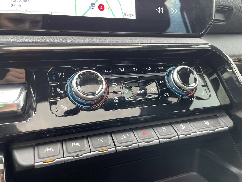 Used 2022 GMC Sierra 1500 AT4 w/ AT4 Premium Package image 16