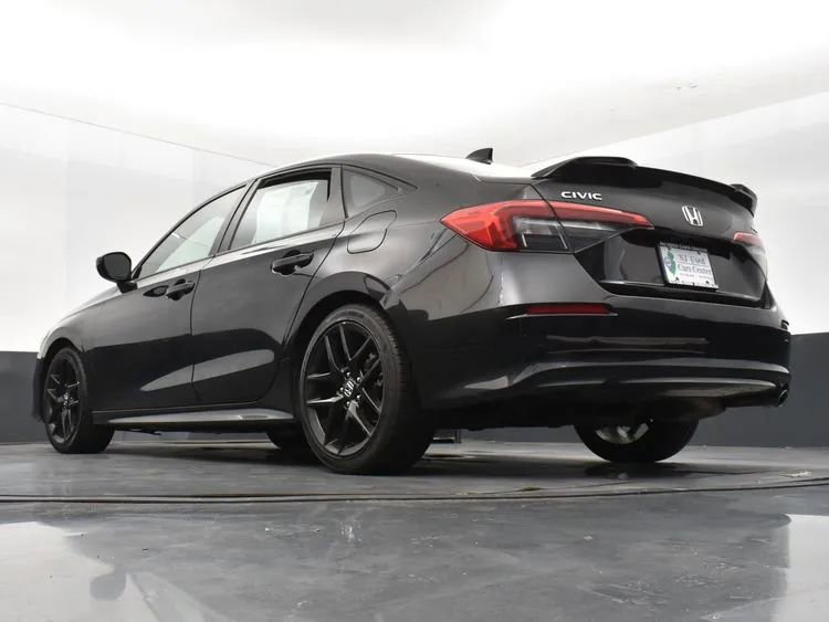 Used 2022 Honda Civic Sport image 12