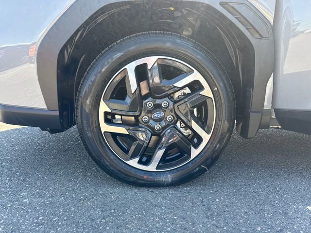 New 2026 Subaru Forester Touring AWD/4WD image 32