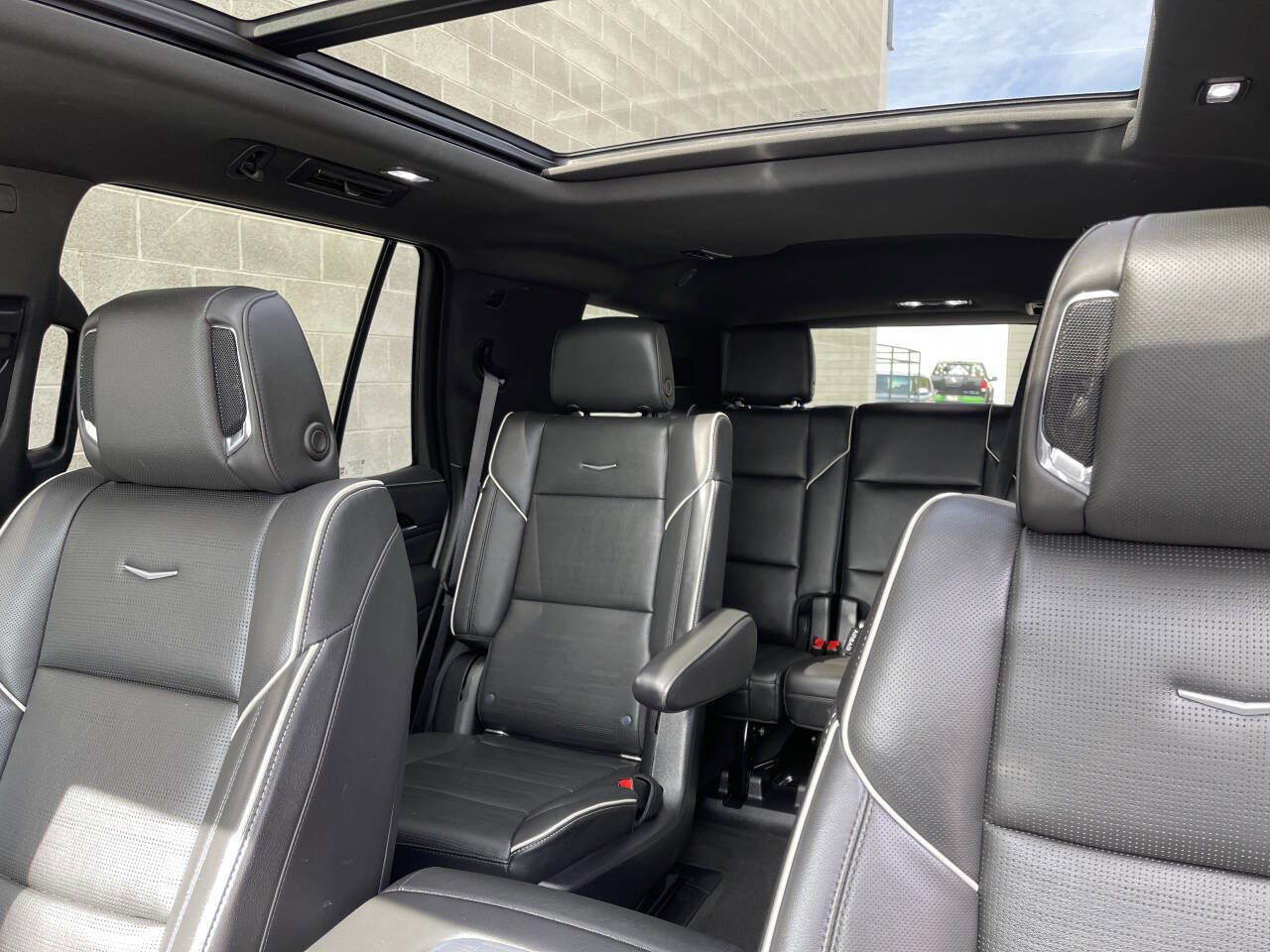 Used 2021 Cadillac Escalade Sport image 14