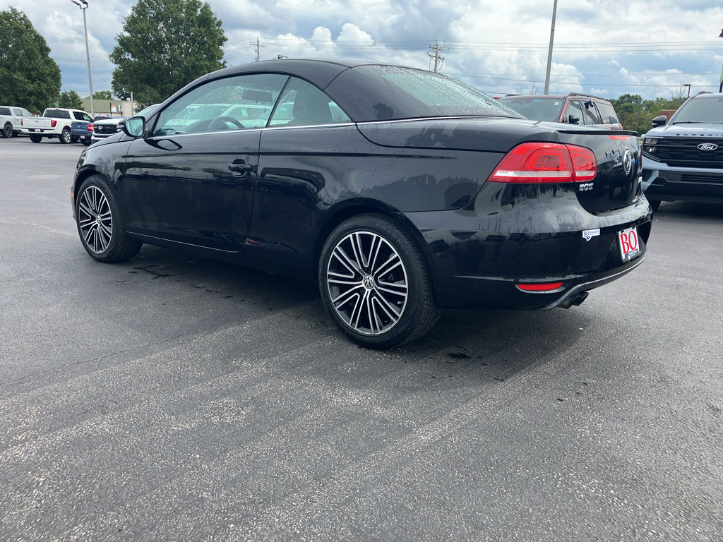 Used 2014 Volkswagen Eos FWD image 4