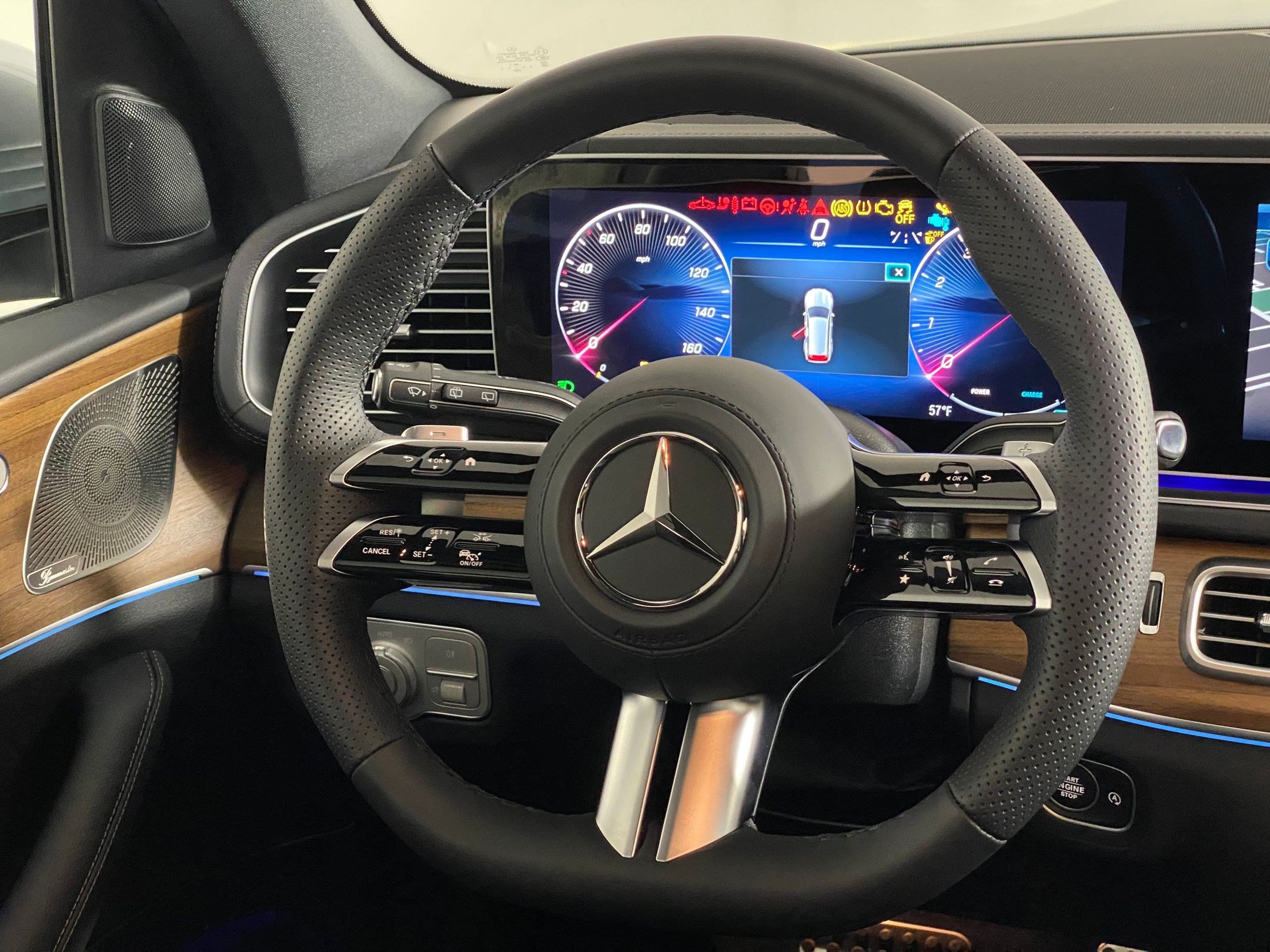 Used 2025 Mercedes-Benz GLS 450 4MATIC image 16