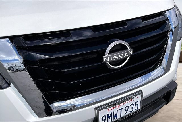 Certified 2024 Nissan Pathfinder SV FWD image 30