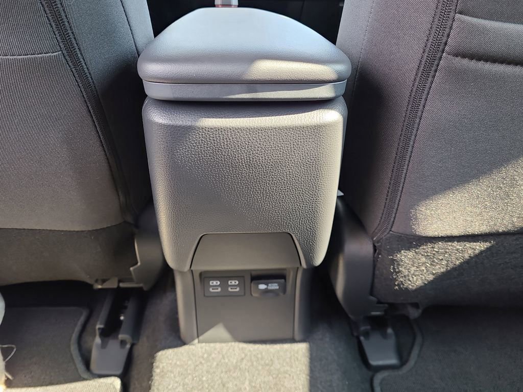 New 2025 Toyota Prius Plug-In Hybrid FWD image 20