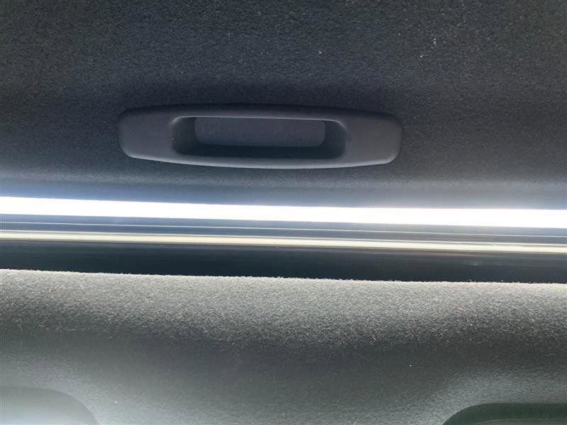 Used 2023 Toyota Corolla SE w/ SE Premium Package image 33