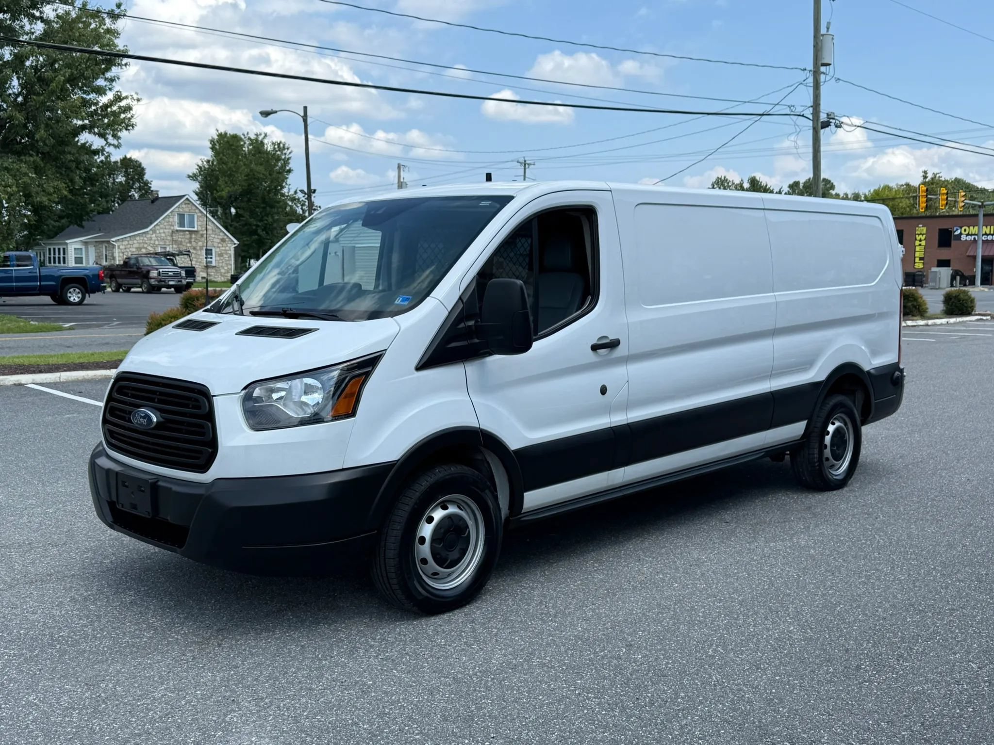 Used 2019 Ford Transit 250 148 Low Roof RWD image 3