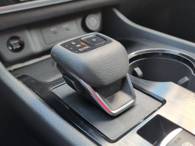 Used 2024 Nissan Rogue SV AWD/4WD image 17
