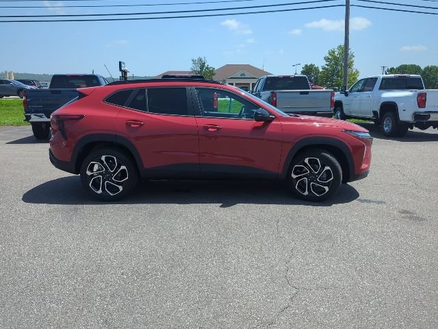 New 2026 Chevrolet Trax RS w/ Driver Confidence Package FWD image 26