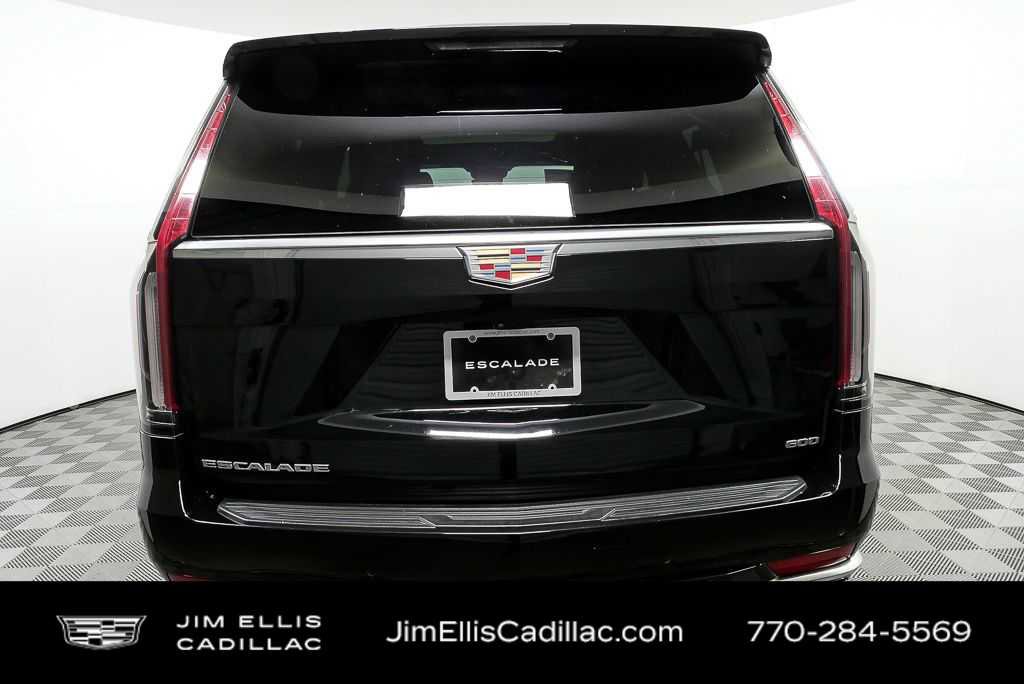 Certified 2024 Cadillac Escalade ESV Premium Luxury AWD/4WD image 32