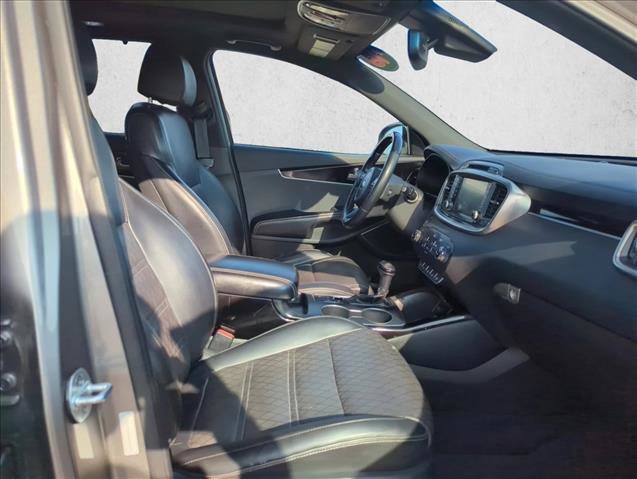 Used 2018 Kia Sorento SX image 19