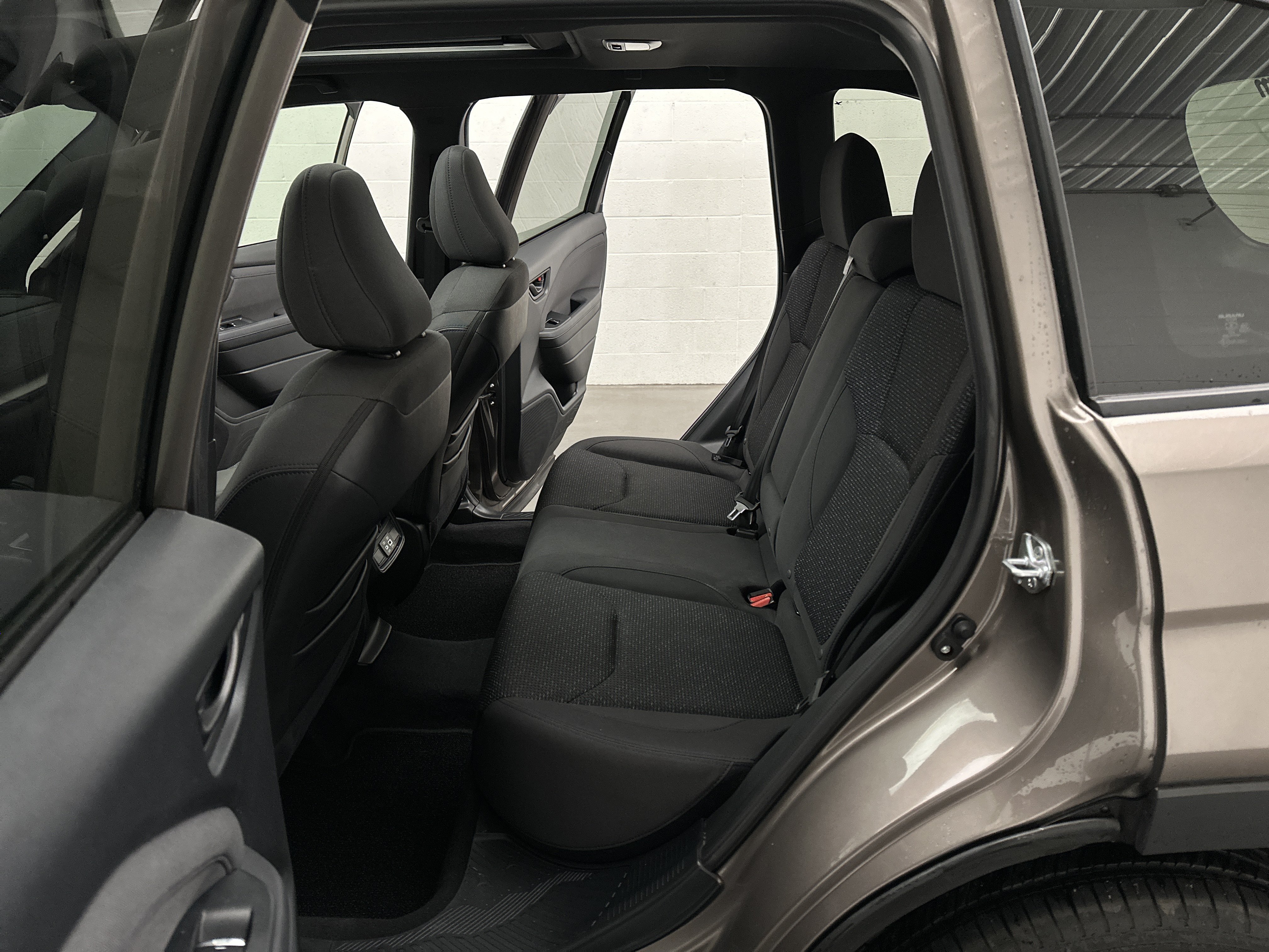 Used 2025 Subaru Forester Premium AWD/4WD image 19