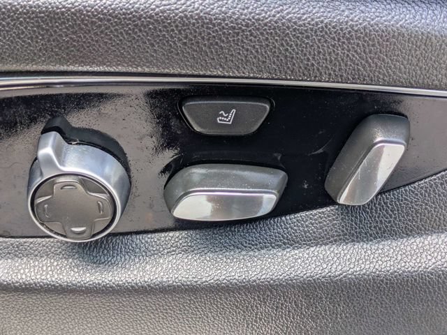 Used 2016 Cadillac Escalade Platinum AWD/4WD image 21