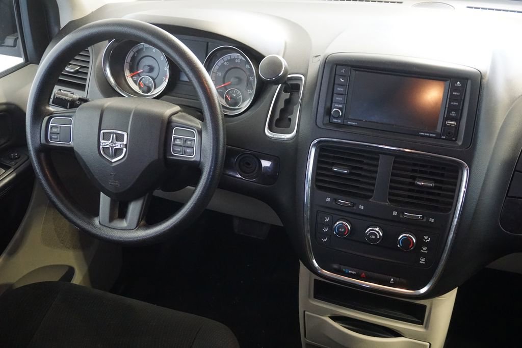 Used 2019 Dodge Grand Caravan SE image 21