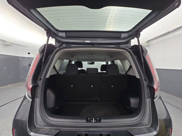 Used 2023 Kia Soul LX w/ Option Group 015 image 43