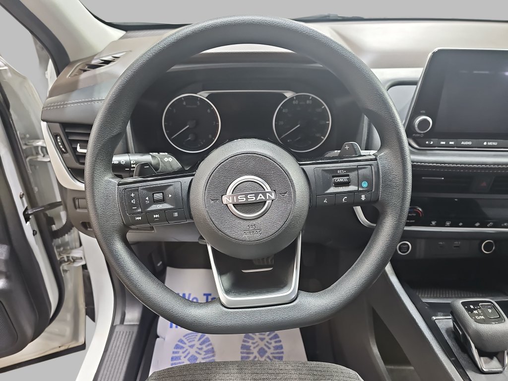 Used 2023 Nissan Rogue SV AWD/4WD image 22