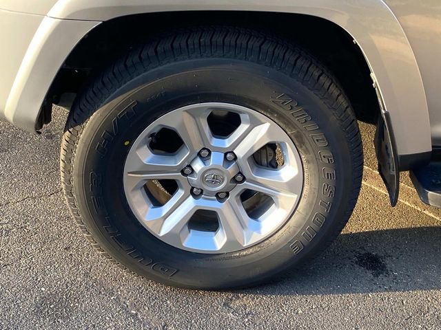 Used 2024 Toyota 4Runner SR5 image 6