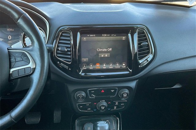 Used 2017 Jeep Compass Limited w/ Navigation Group image 6