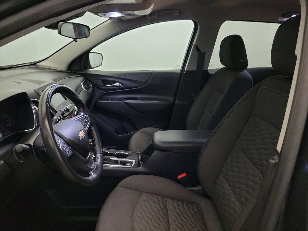 Used 2020 Chevrolet Equinox LT AWD/4WD image 17