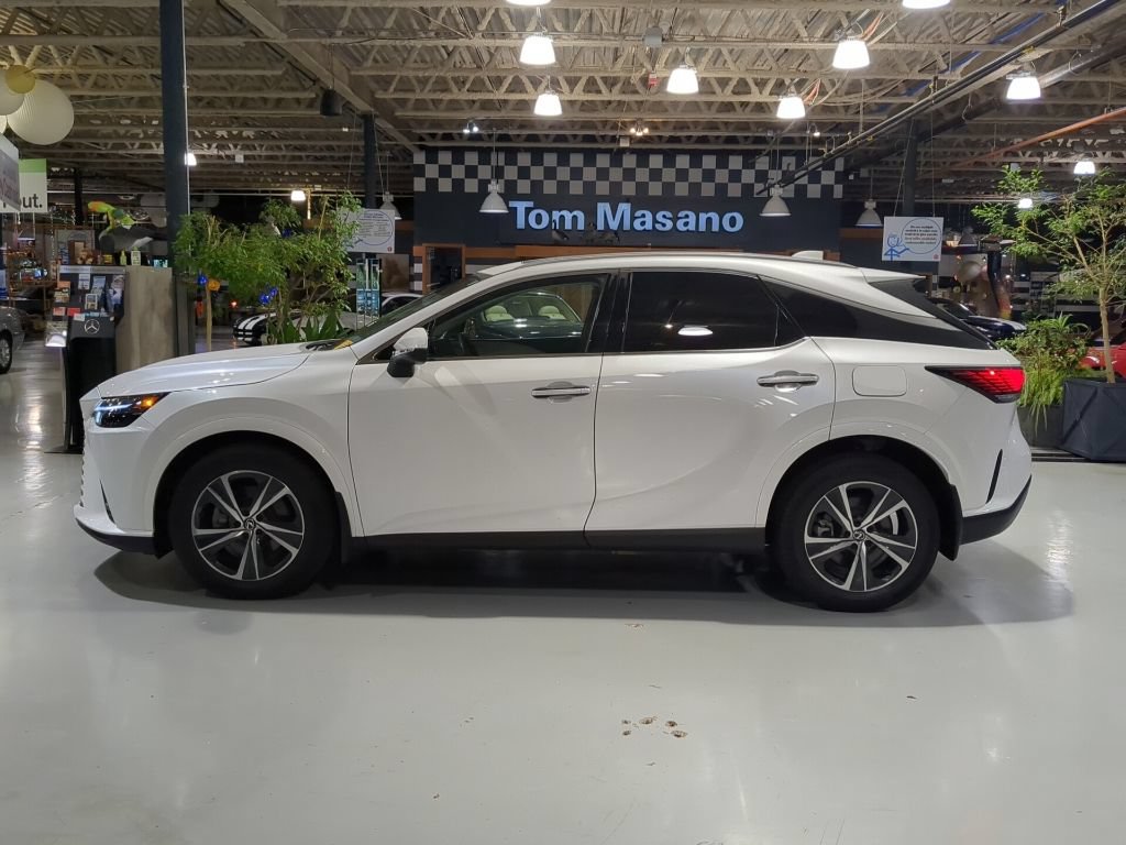 Used 2023 Lexus RX 350 Premium w/ Cold Area Package AWD/4WD image 11