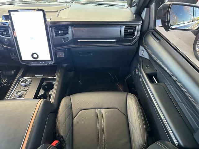 Certified 2023 Ford Expedition Max Platinum image 13