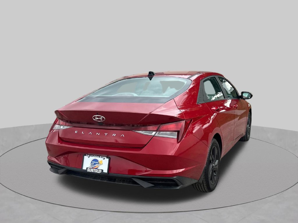 Used 2023 Hyundai Elantra SEL FWD image 35