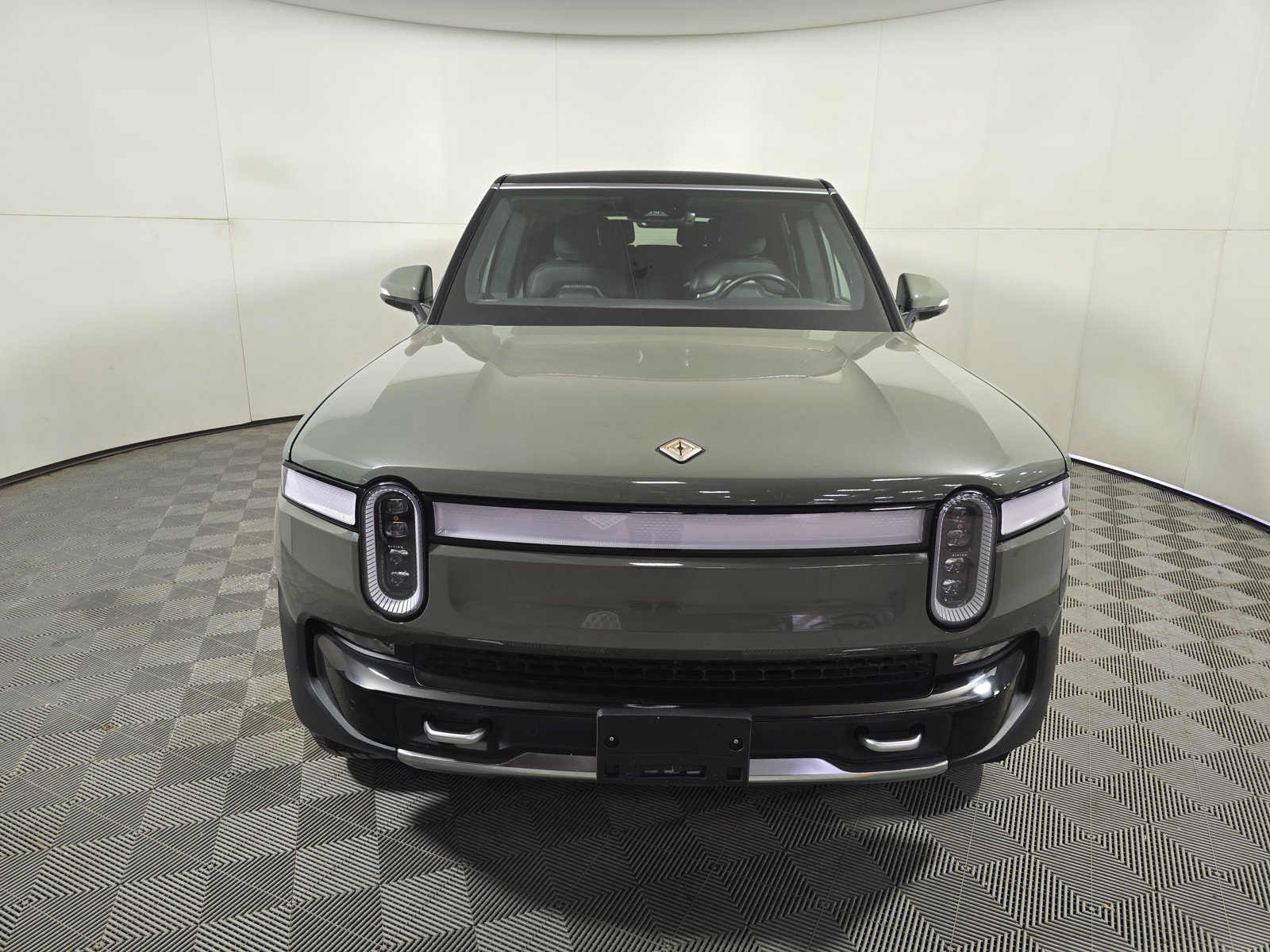 Used 2022 Rivian R1S Launch Edition image 8