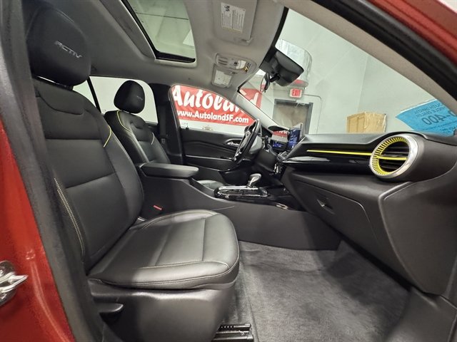 Used 2024 Chevrolet Trax ACTIV w/ Sunroof Package FWD image 10