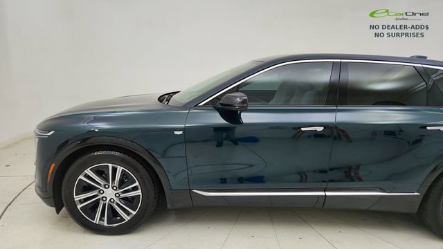 Used 2024 Cadillac Lyriq Luxury RWD image 4
