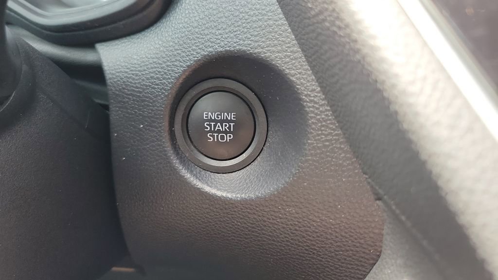Certified 2024 Toyota Corolla Cross LE FWD image 22