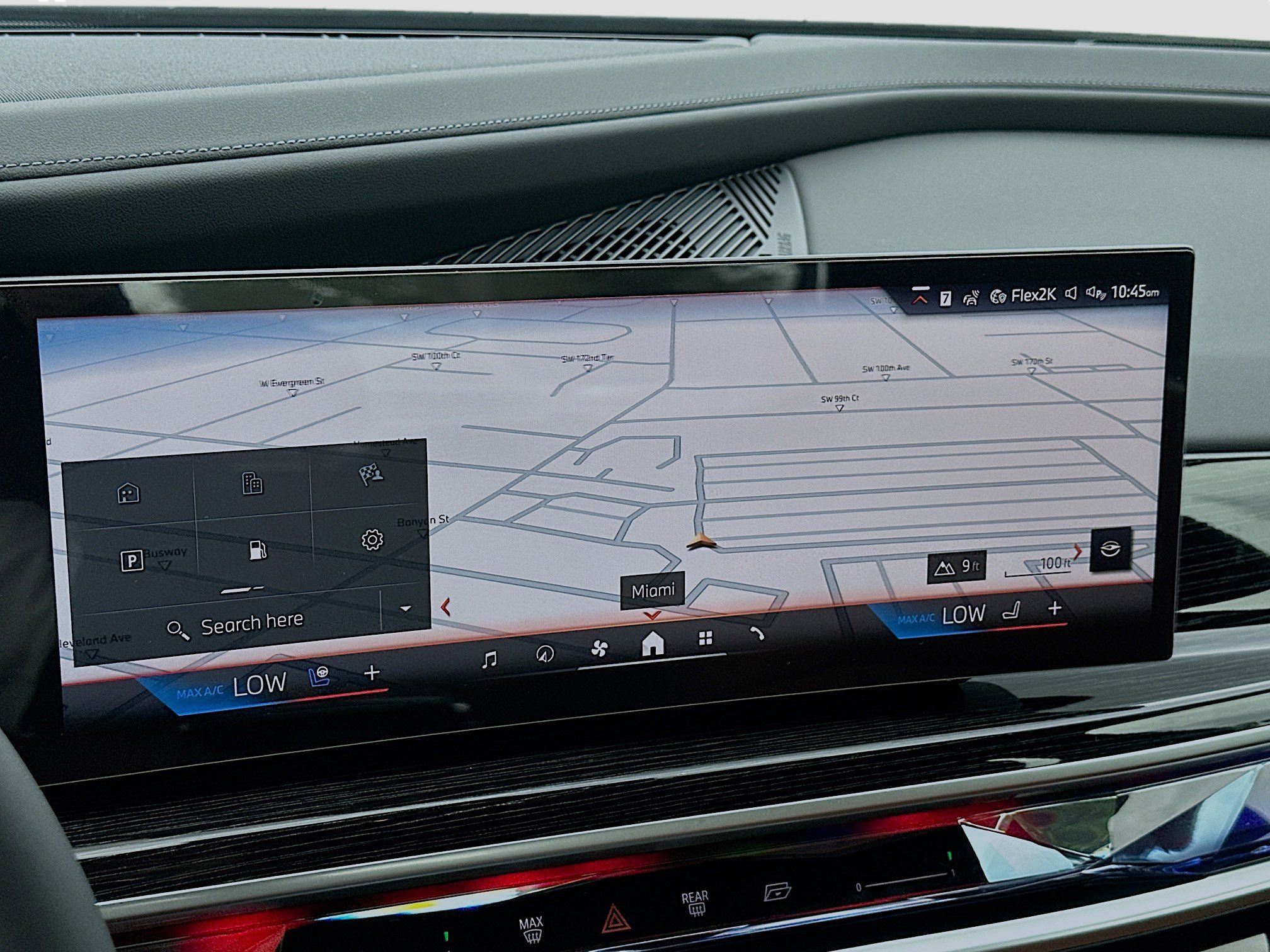 New 2026 BMW 750e xDrive image 11