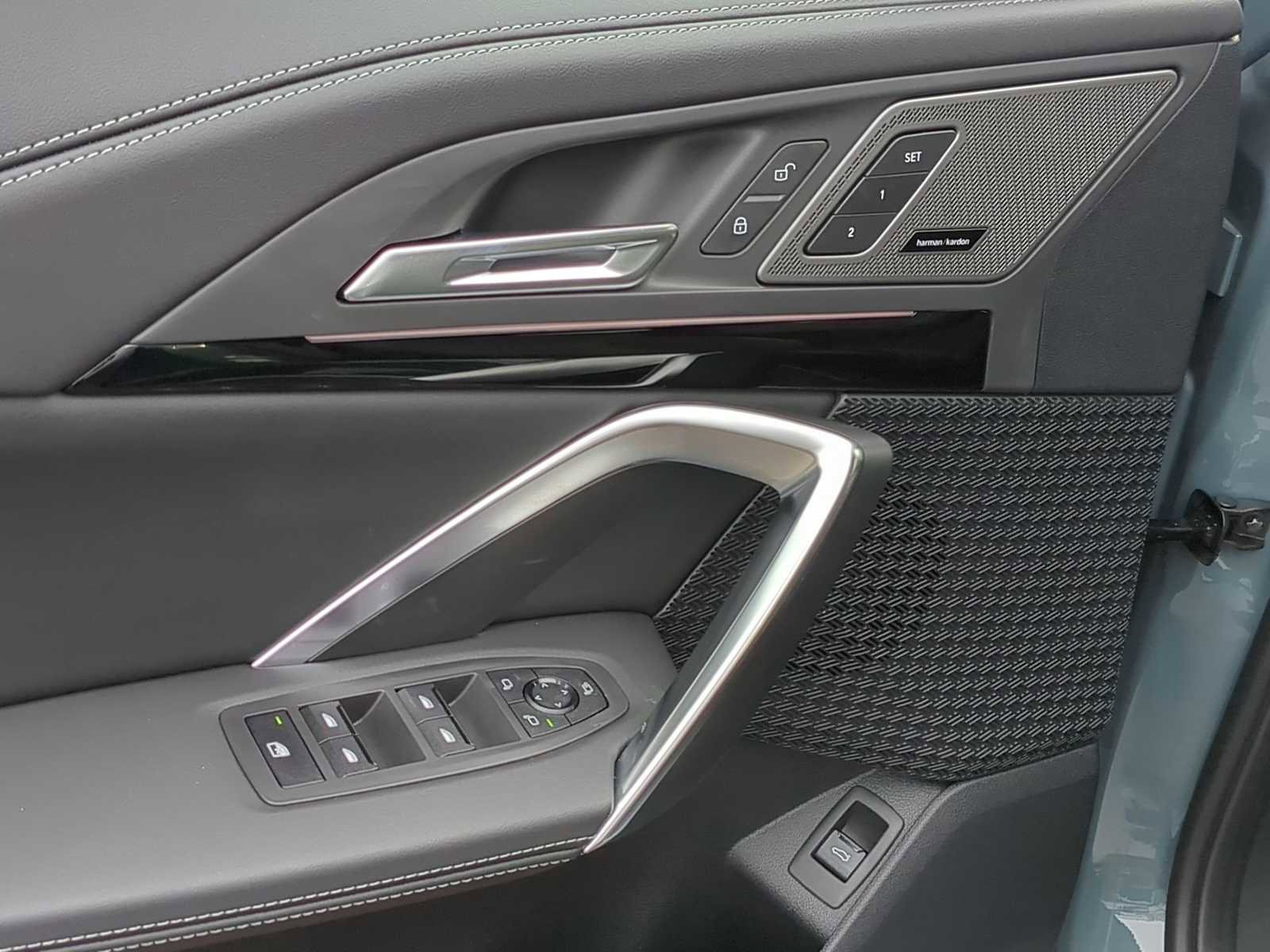 Used 2026 BMW X1 xDrive28i w/ Technology Package image 18