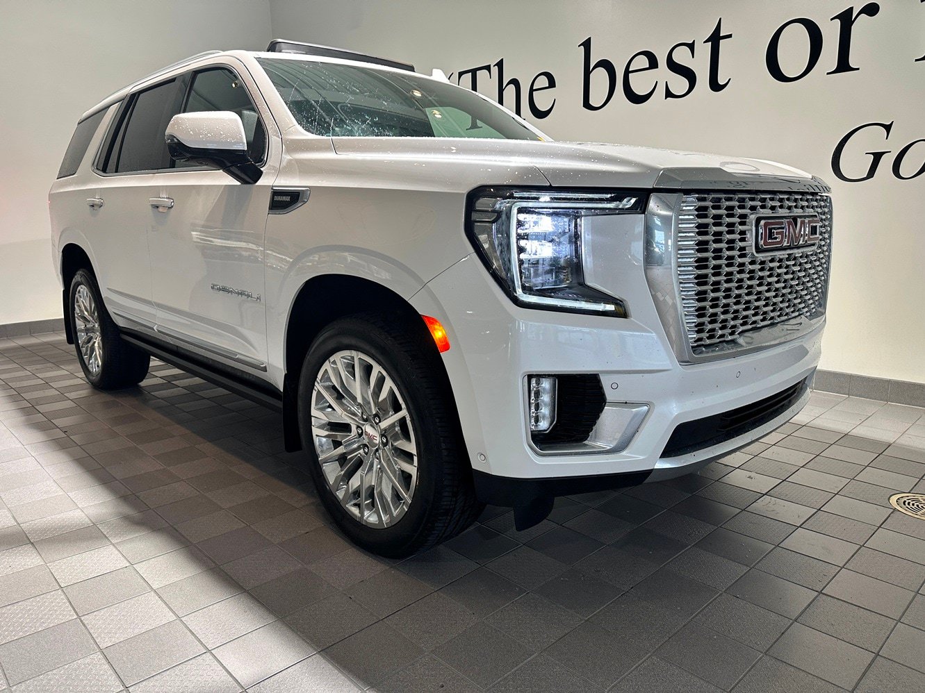 Used 2024 GMC Yukon Denali w/ Denali Reserve Package
