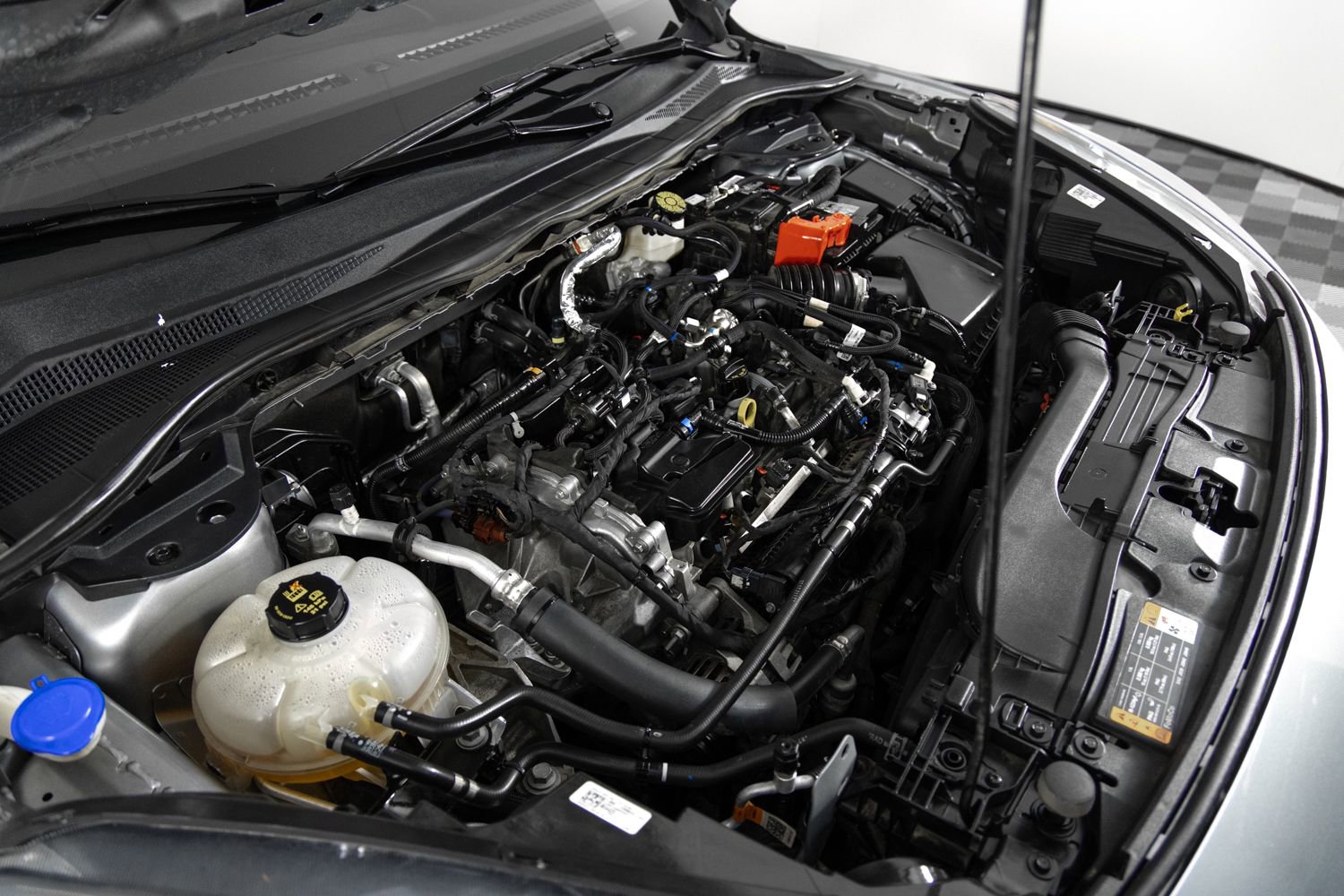 Used 2021 Ford Escape SE image 40