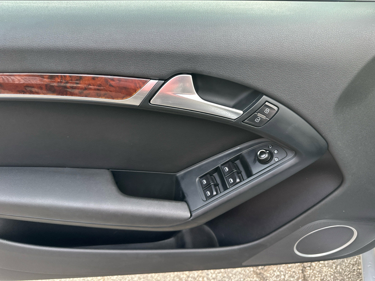 Used 2010 Audi A5 2.0T Premium Plus image 14