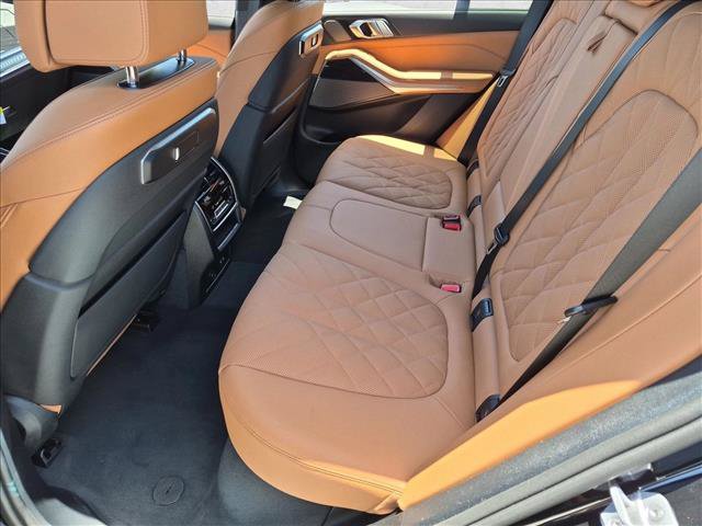 New 2026 BMW X5 xDrive50e w/ M Sport Package AWD/4WD image 16