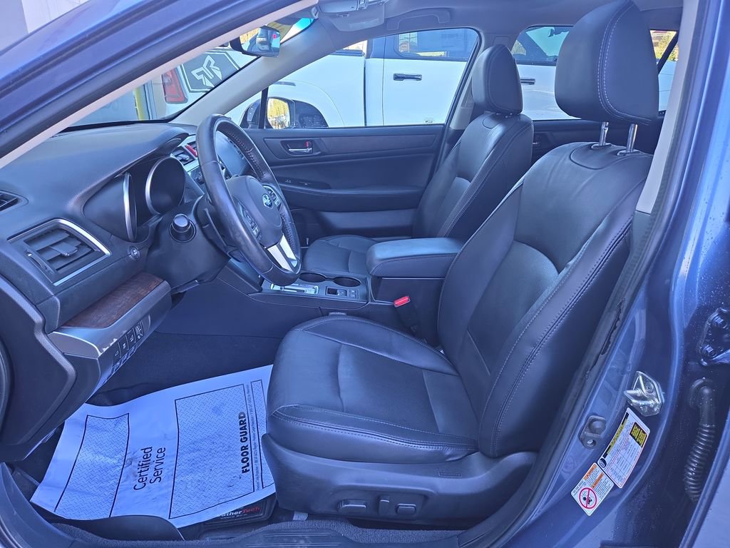 Used 2017 Subaru Outback 2.5i Limited AWD/4WD image 14