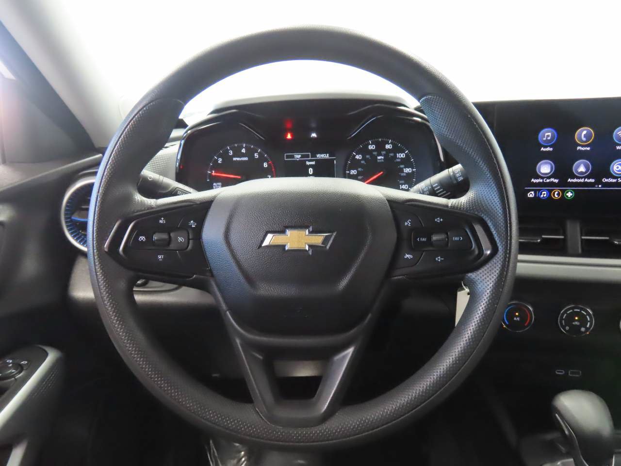 Used 2025 Chevrolet Trax LS FWD image 12