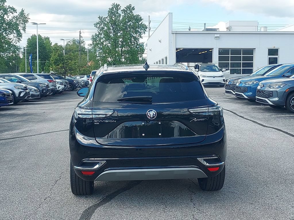 Used 2023 Buick Envision Avenir AWD/4WD image 6