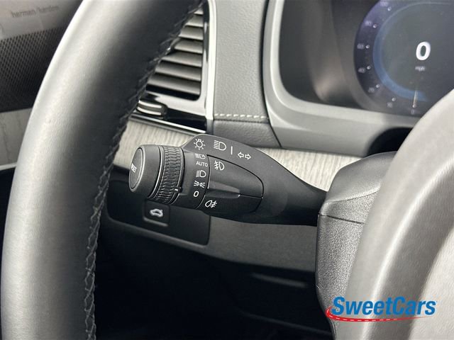 Used 2025 Volvo XC90 B6 Ultra w/ Protection Package Premier image 20