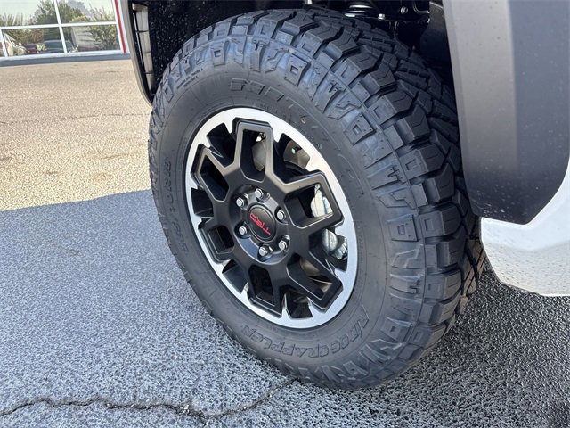 New 2025 Toyota Tacoma TRD Off-Road image 18