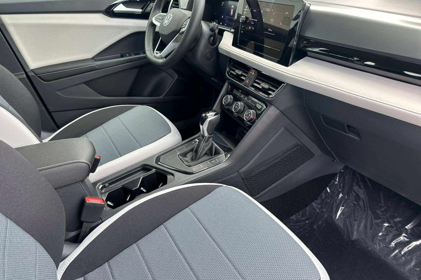New 2026 Volkswagen Taos S FWD image 16