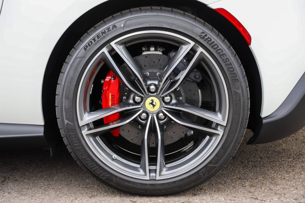 Certified 2026 Ferrari Roma Spider RWD image 70