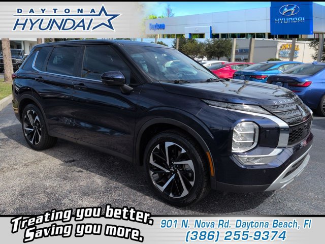Used 2023 Mitsubishi Outlander SE