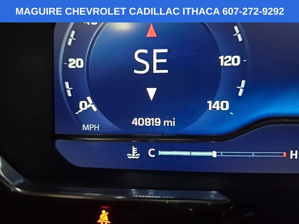 Used 2022 Chevrolet Silverado 1500 LT AWD/4WD image 24