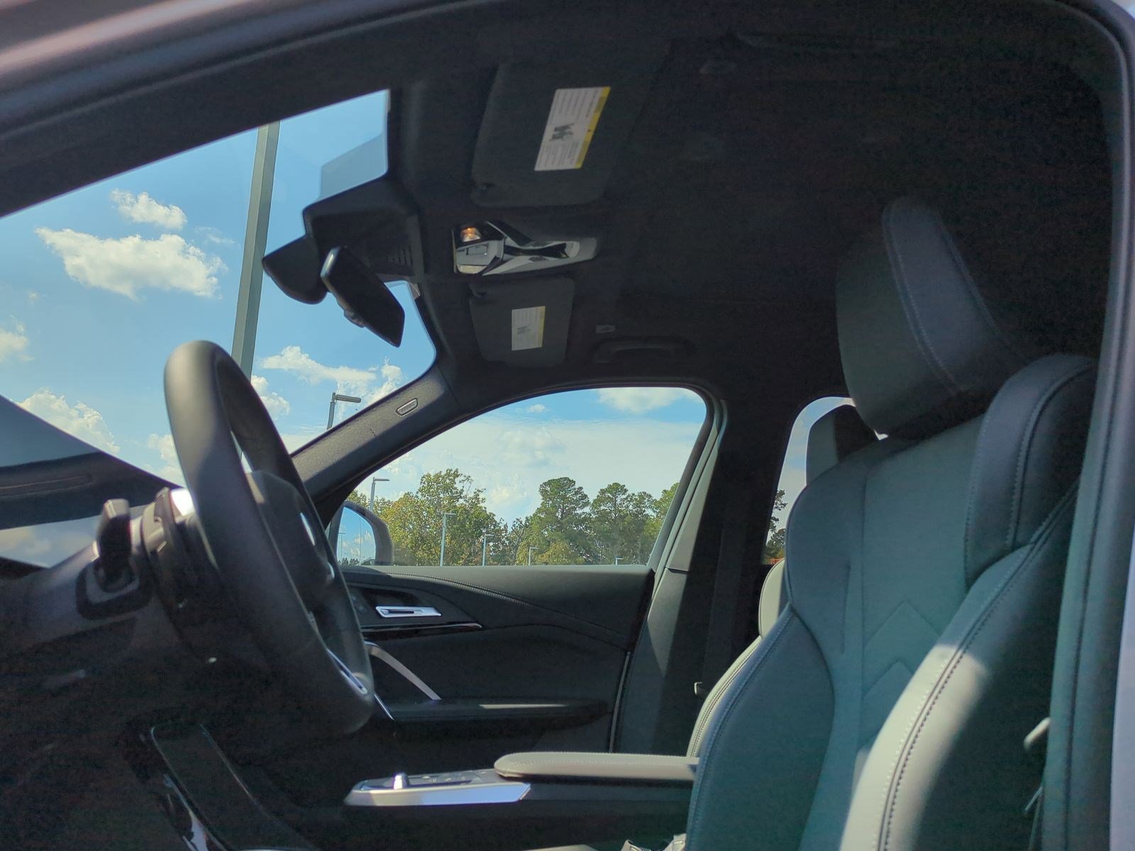 Used 2026 BMW X1 xDrive28i w/ Technology Package image 16