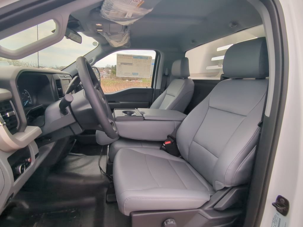 New 2026 Ford F550 4x4 Regular Cab Super Duty image 12