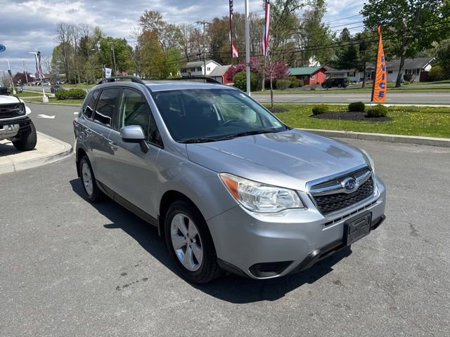 Used 2015 Subaru Forester 2.5i Premium w/ All-Weather Package AWD/4WD image 4