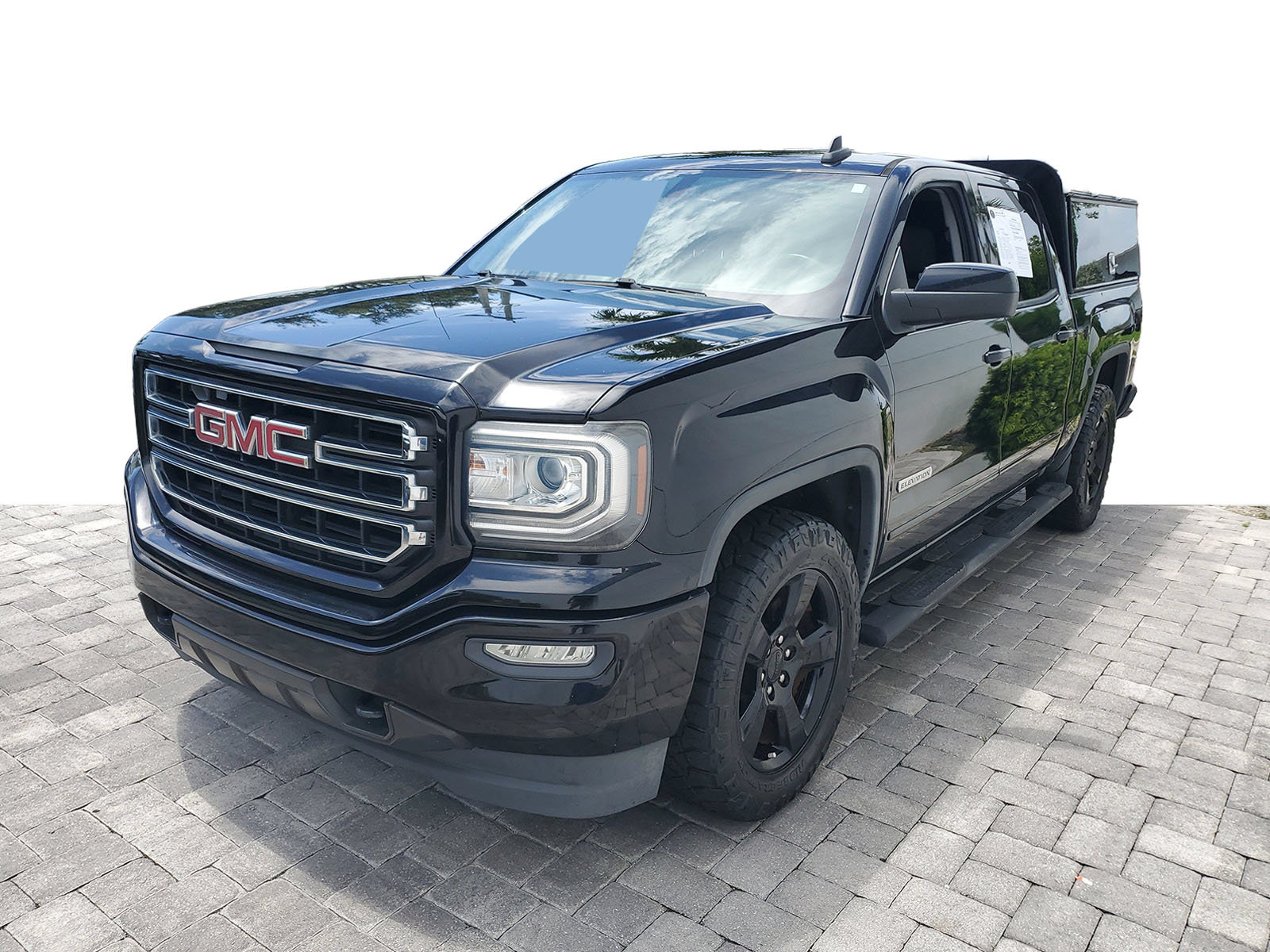 Used 2017 GMC Sierra 1500 SLE w/ SLE Value Package RWD image 3